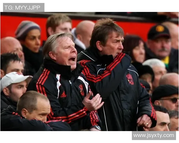 拜仁与恒大对决球迷热议赛况与球队表现的精彩点评 拜仁与恒大对决球迷热议赛况与球队表现的精彩点评